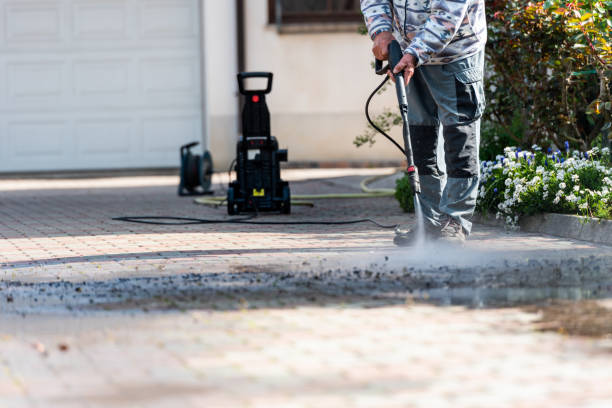 Why Choose Our Certified Pressure Washing Experts for Your Project Needs in Sarcoxie, MO?